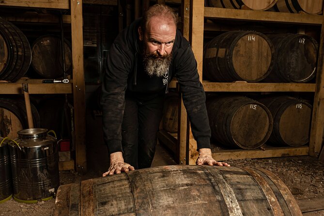 1 Hour of Whisky Distillery Experience - Reaching Bus Whisky Distillers in Loosbroek