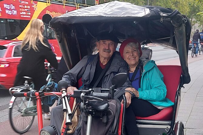 1 Hour Private Amsterdam Rickshaw Tour - Through De Wallen and the old center