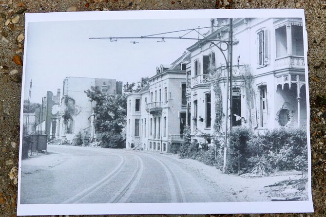 2,5 hour Battle of Arnhem Tour with Private Guide - Following the Rhine in John Frost’s footsteps