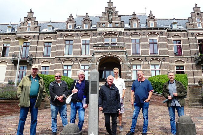 2,5 hour Battle of Arnhem Tour with Private Guide - Starting at Arnhem Centraal and moving up Utrechtseweg