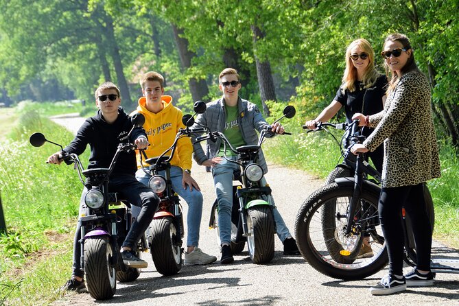 2 Hours E Chopper Rental in Beuningen - Following the route map through Twente