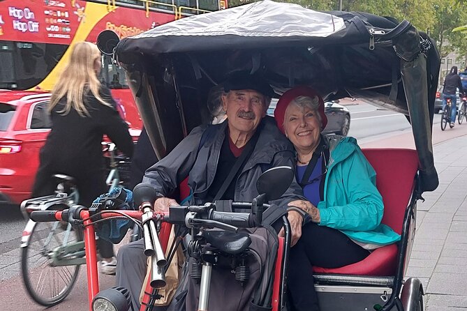 2 Hours Private Amsterdam Rickshaw Tour - The Nine Streets and canal-side shopping