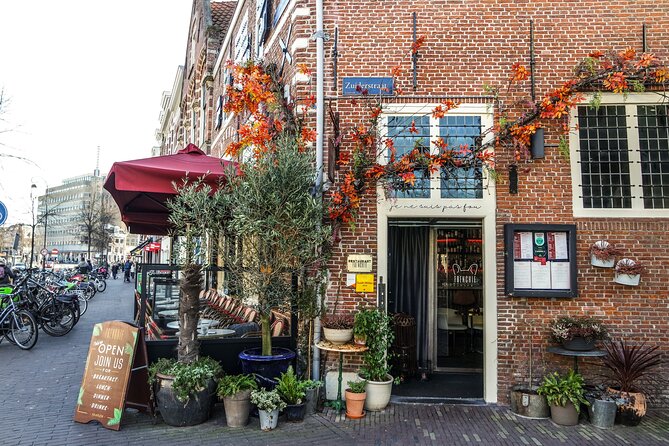 2 Hours Walking Tour Throughout History & Highlights of Haarlem - The Spaarne, Teyler, De Waag, and beer