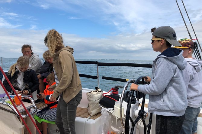 3 hour boarding ticket Summer sailing from Wemeldinge (Zeeland) - Safety first, then the ropes
