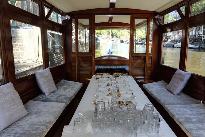 A unique experience! Semi private cruise. Authentic stylish boat! Book Leemstar! - Reaching the Amstel River