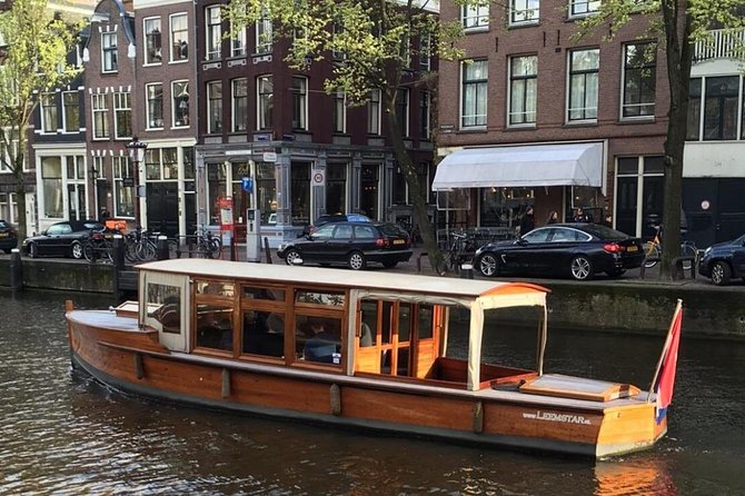 A unique experience! Semi private cruise. Authentic stylish boat! Book Leemstar! - What the guide adds to the ride