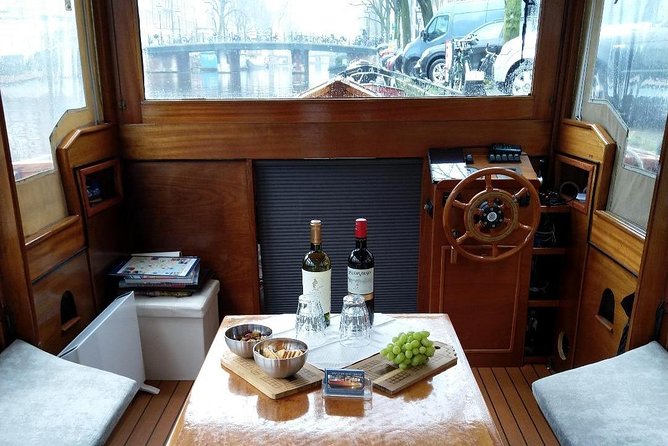 A unique experience! Semi private cruise. Authentic stylish boat! Book Leemstar! - Is $87.08 a fair price?