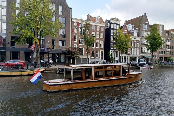 A unique experience! Semi private cruise. Authentic stylish boat! Book Leemstar! - Seeing the canal ring from the water