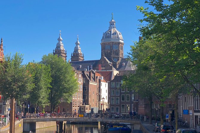 Absolutely Amsterdam - the Essential Introductory Walking Tour - Waterlooplein: Jewish Amsterdam and the hunger winter