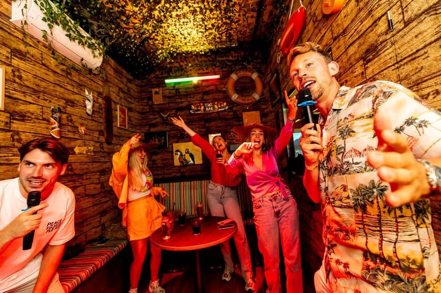 Aloha Amsterdam: Private Karaoke Booth with 20.000 Songs - Drinks and the cost of a full evening