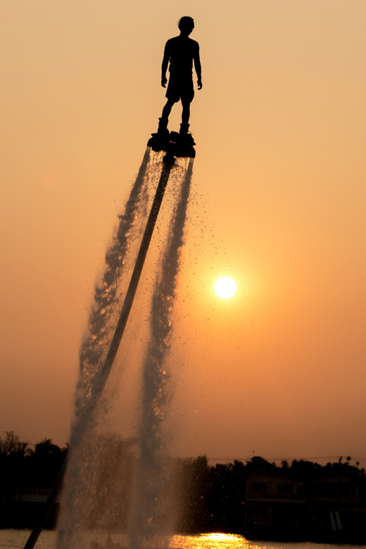 Alphen aan den Rijn: 15-Minute Flyboard Experience - What the flyboard experience actually feels like