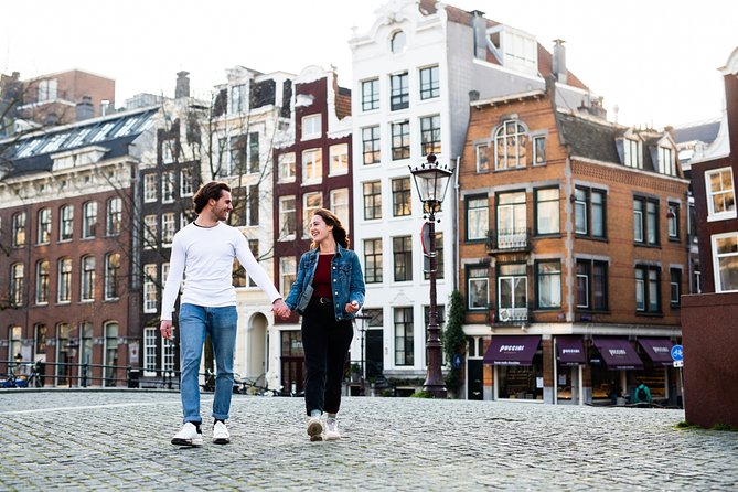 Amstagram Tour & Moco Experience - The Amstel, drunken houses, and Staalmeestersbrug