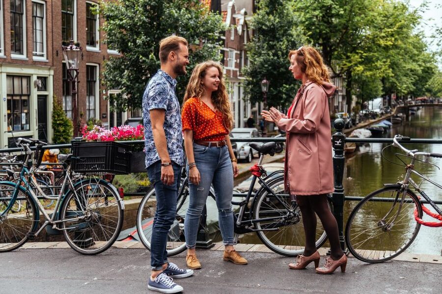 Amsterdam: 1.5-Hour Private Kick-Start Tour with a Local - Who should book this Amsterdam walk?