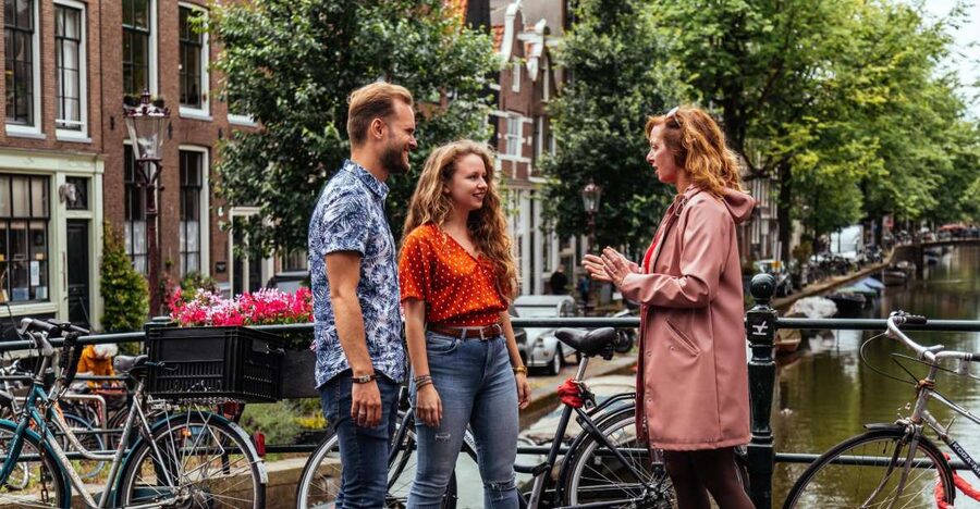 Amsterdam: 1.5-Hour Private Kick-Start Tour with a Local - Why a 90-minute orientation can help