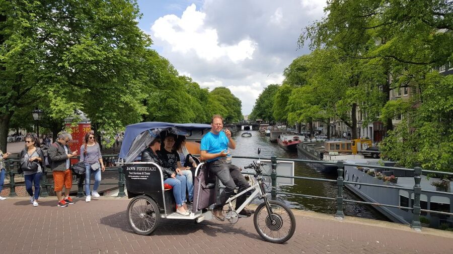 Amsterdam 1-Hour Rickshaw Tour - Starting at your hotel, ship, or central address