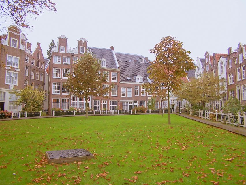 Amsterdam 1-Hour Rickshaw Tour - Passing the Red Light District and coffee shops