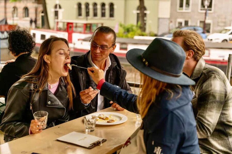 Amsterdam: 10 Tastings Guided Food Tour by UNESCO Canals - Final call: a tasty first look at Amsterdam