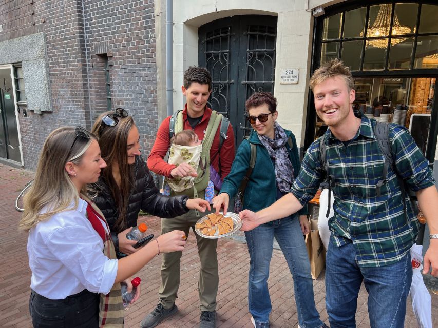 Amsterdam: 10 Tastings Guided Food Tour by UNESCO Canals - What the guides add to the food