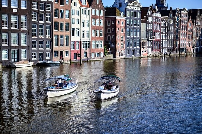 Amsterdam 2-hour Private Canal Cruise with Live Guide and Drinks - Out to the Amstel, where the city began