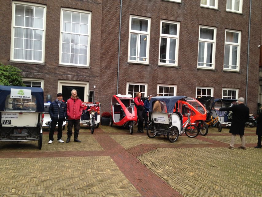 Amsterdam: 2-Hour Sightseeing Tour by Rickshaw - What two hours in the Amsterdam rickshaw are really like
