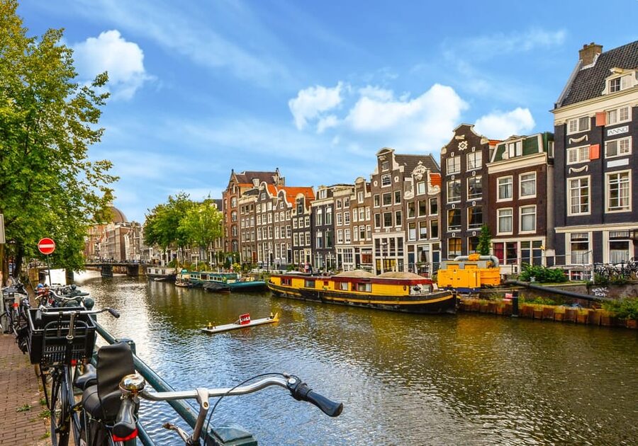 Amsterdam: 3-Hour Private Bike Tour of the City Center - Along the Canal Belt to Westerkerk and Anne Frank House