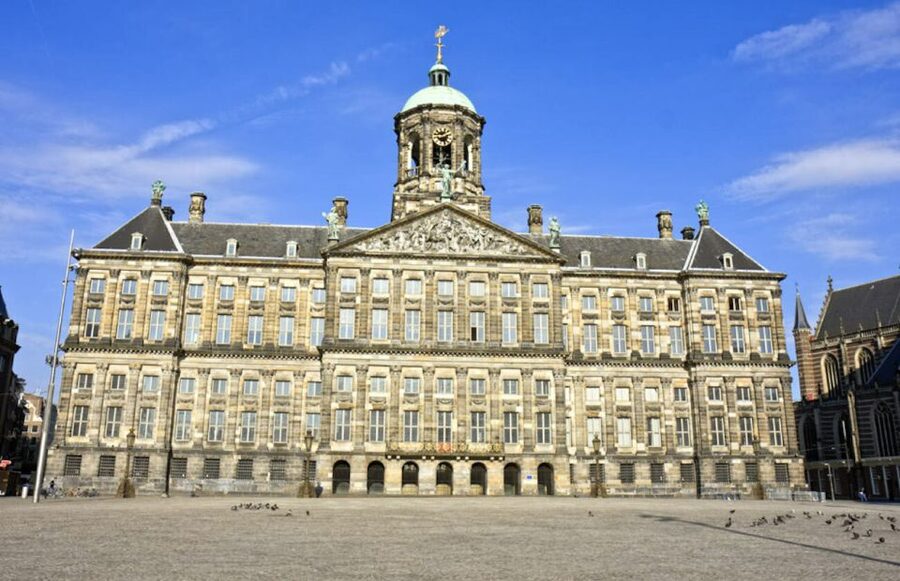 Amsterdam: 3-Hour Private Highlights City Tour by Minivan - Starting at Museumplein and Amsterdam’s great museums