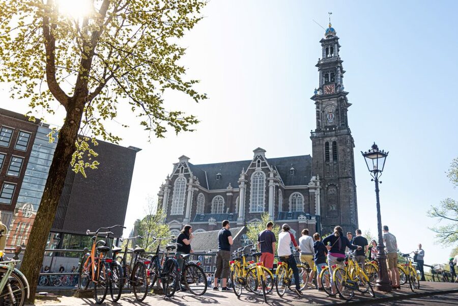 Amsterdam: 3h E-Bike Tour with break - Vondelpark brings a change of pace