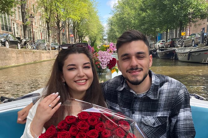 Amsterdam 90-min Private Canal Cruise with Live Guide and Drinks - Why Amsterdam is best seen from a private boat