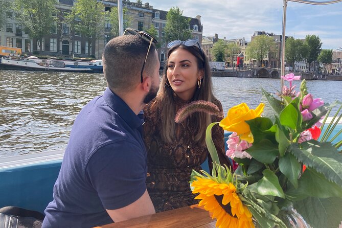 Amsterdam 90-min Private Canal Cruise with Live Guide and Drinks - Jordaan: a gentle opening through old Amsterdam