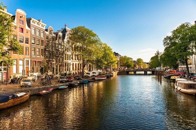 Amsterdam Airport & Non-Airport Private Transfer to City Center - Communication can make the ride easy