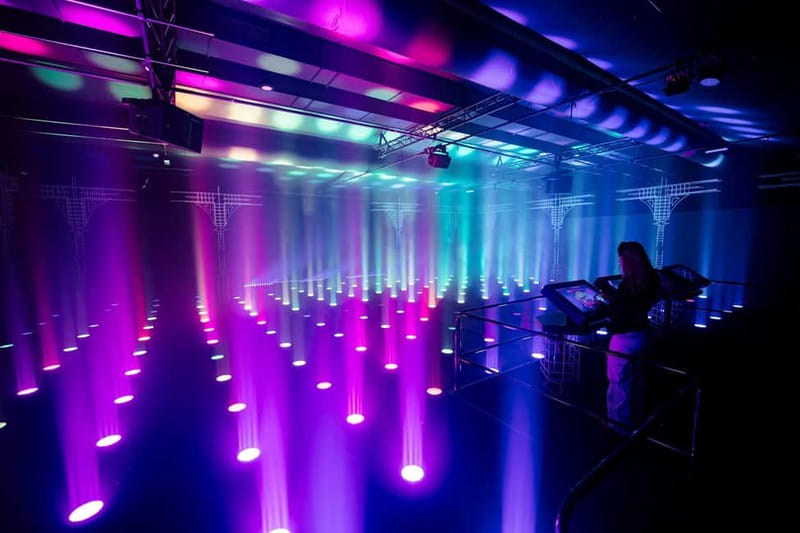 Amsterdam: AMAZE Immersive Audiovisual Experience Ticket - Getting there and planning the visit