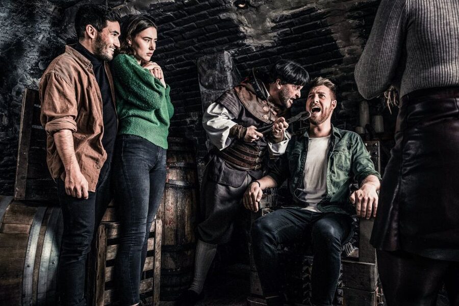 Amsterdam: Amsterdam Dungeon Entrance Ticket - What to know before you arrive