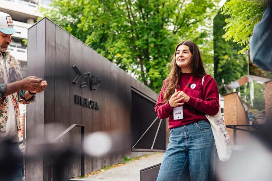 Amsterdam: Anne Frank Walking Tour - Guided in EN/DE/IT/ES - Starting at Waag on Nieuwmarkt Square