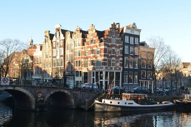 Amsterdam Architecture Tour - Amsterdam’s canal ring and the pressure to build upward