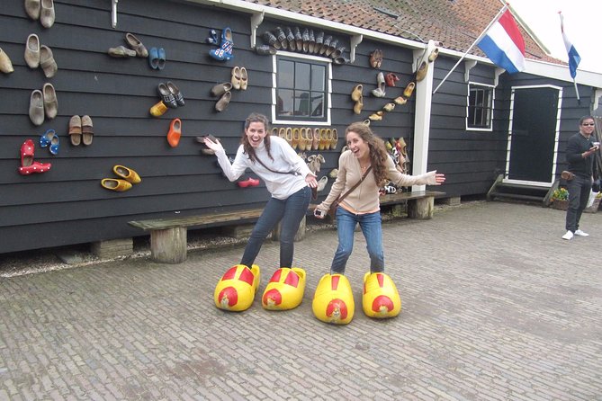 Amsterdam Bike Rental with free GPS narrated bike tour - One day, two days, or three days