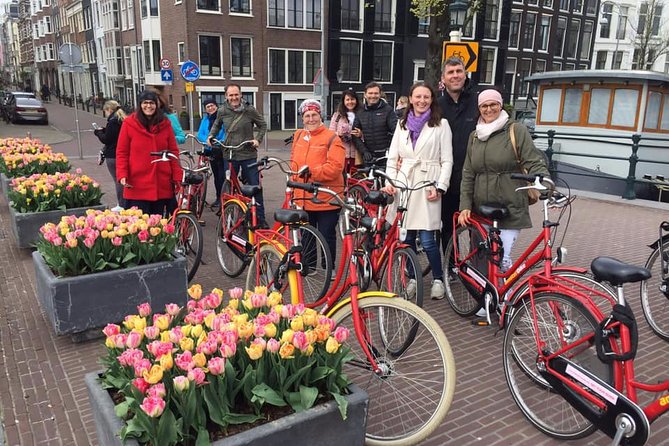 Amsterdam Bike Rental with free GPS narrated bike tour - Who will enjoy this rental most