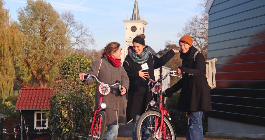 Amsterdam: Bike Tour (Noord) in German or English - Vogeldorp and the first quiet streets