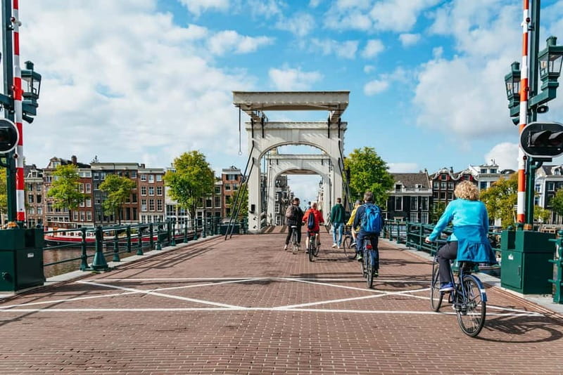 Amsterdam: Bike Tour with Optional Cruise in Small-Group - Key points to know before you book
