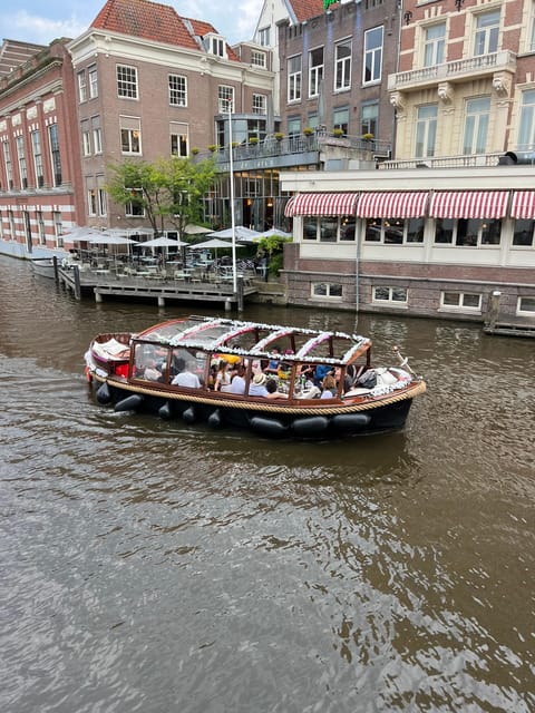 Amsterdam: Boat Tour with Optional Unlimited Drinks - The Amstel, Dancing Houses, and Zuiderkerk