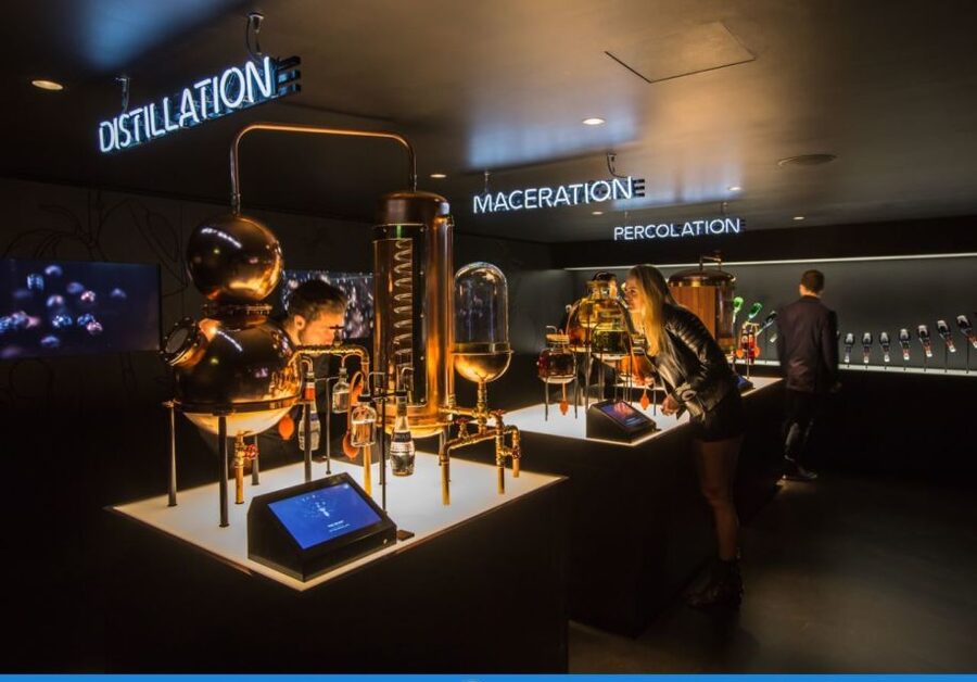 Amsterdam: Bols Cocktail Experience and Cocktail Workshop - The audio tour and 450 years of Genever