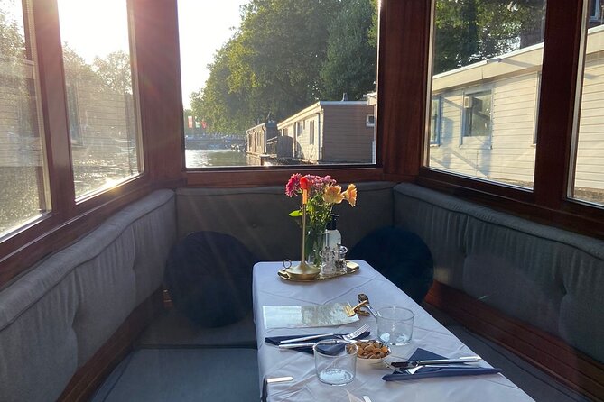 Amsterdam Breakfast Cruise on Private Luxury Boat - Breakfast on the Amsterdam Canals