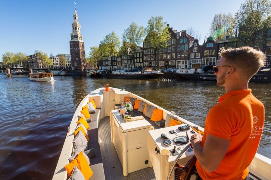Amsterdam: Canal Belt Private Beer Boat Tour - Is $235 per person good value?