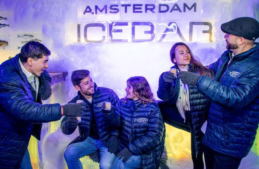 Amsterdam: Canal Cruise and Entrance to Xtracold Icebar - Is $41 a good price?