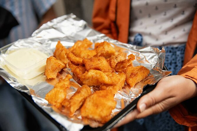 Amsterdam Canal Cruise and local Food Tour - One hour on Amsterdam’s famous canals