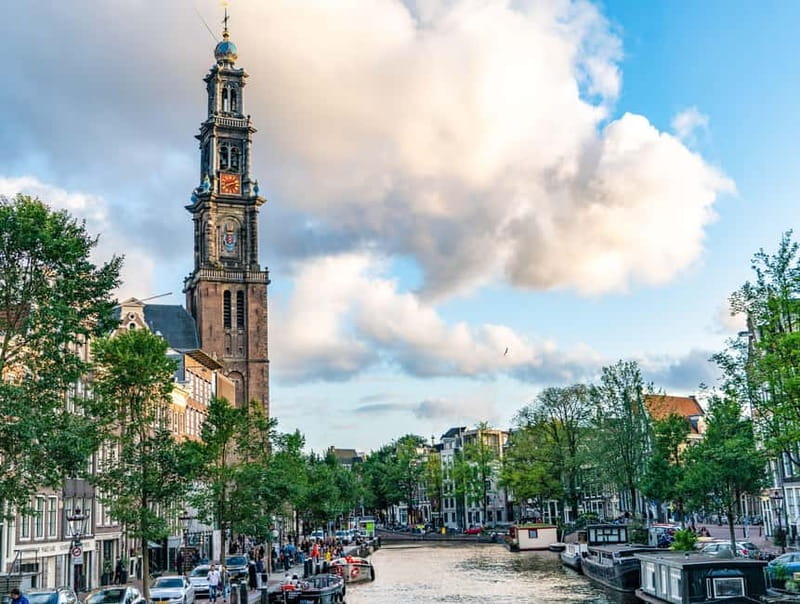 Amsterdam: Canal Cruise from Anne Frank Museum - Passing the Anne Frank House from the canal