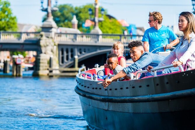 Amsterdam Canal Cruise in Open Boat with Unlimited Drinks Option - The unlimited-drinks option, with one important warning