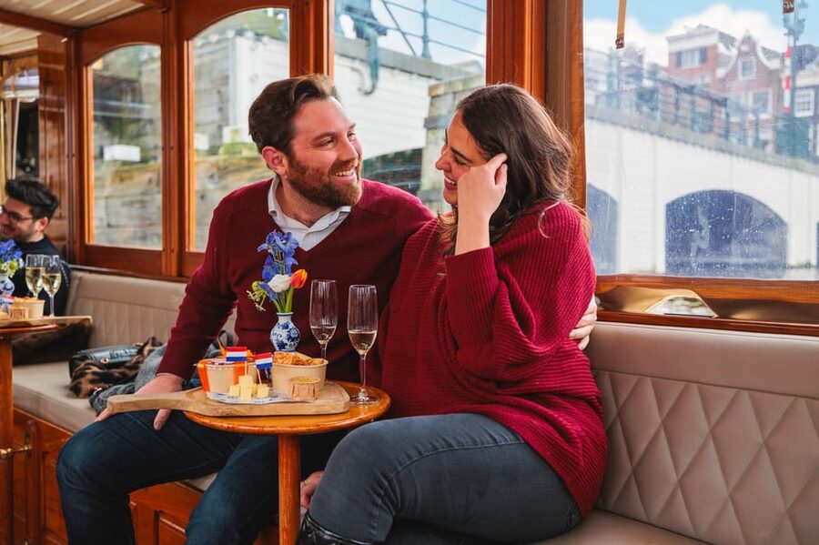 Amsterdam: Canal Cruise with Bubbles & Bites - How the $18 price holds up