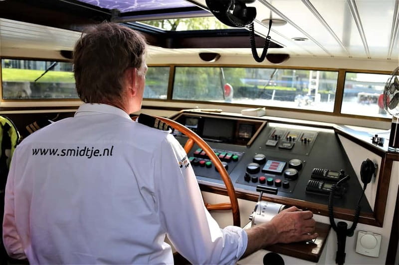 Amsterdam canal cruise with culinary burger or cheese & wine - Noorderkerk and the Jordaan return