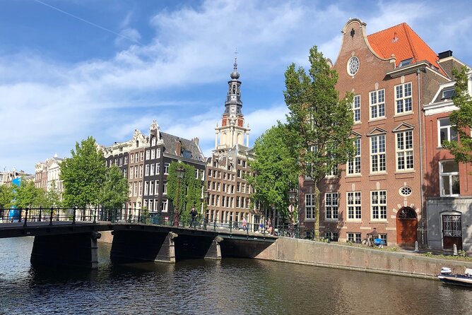 Amsterdam Canal Cruise with German Guide and unlimited drinks - The old harbour and Amsterdam’s trading power