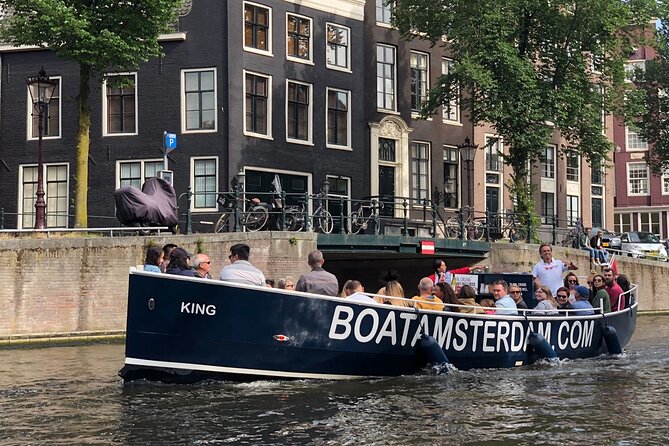 Amsterdam Canal Cruise with Open Bar - Central Station - Central Station to the old city center